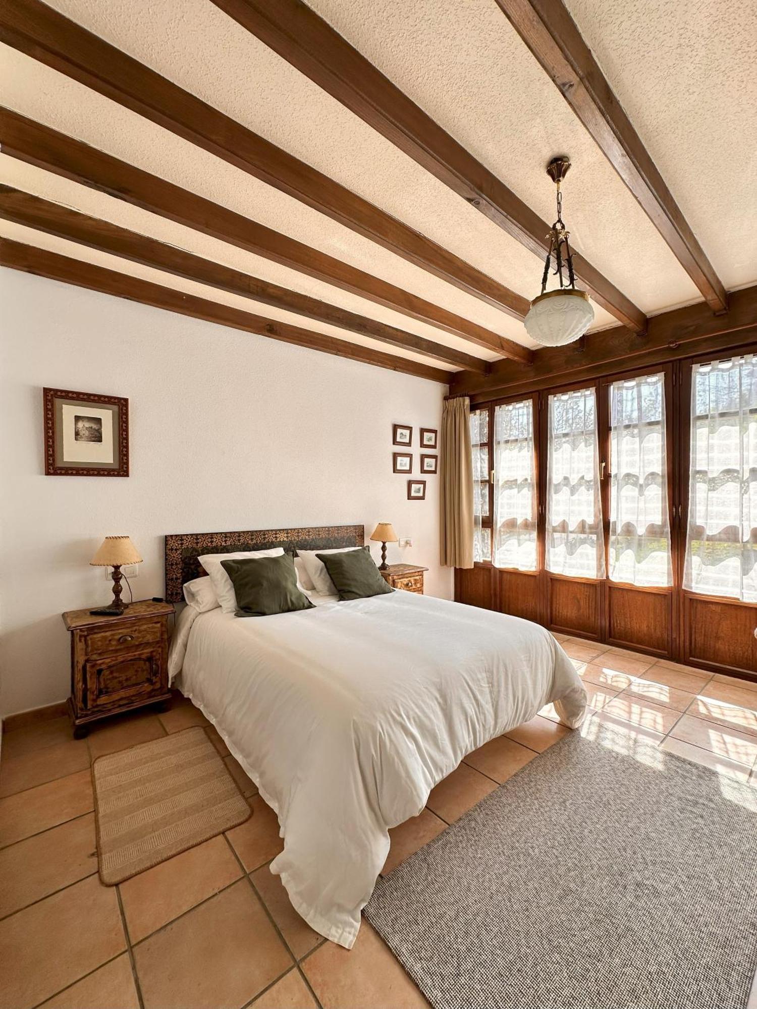 Habitación Doble con vistas a la montaña